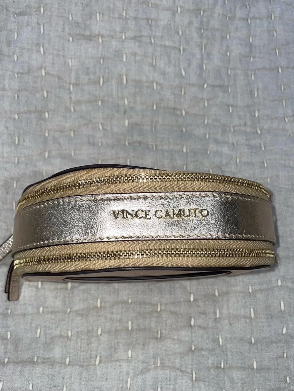 Vince Camuto Gold Leather Travel Jewelry & Cosmetics Bag NWT